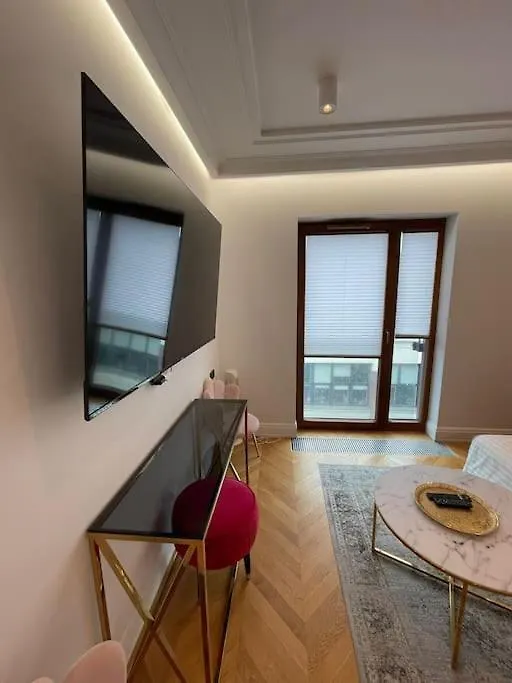 Apartment Pawia Charming Studio Warsaw