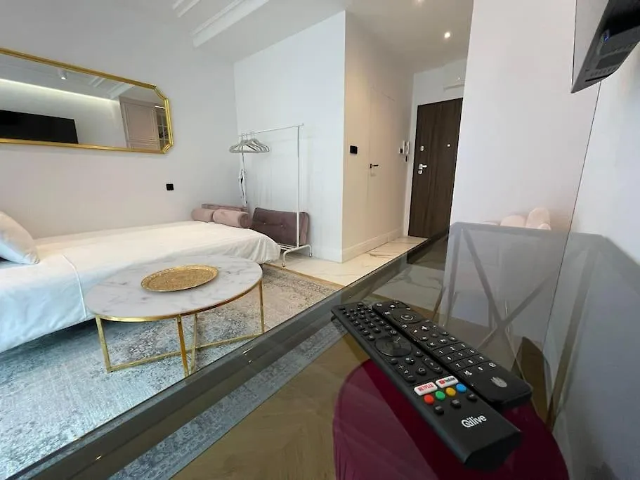 Pawia Charming Studio Warsaw Apartment